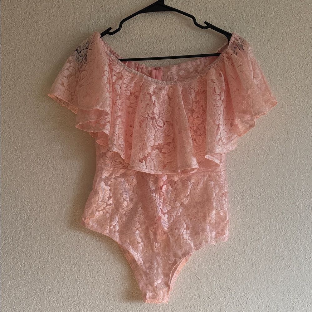 Vintage 1980’s Pink Lace coquette romantic sheer ruffle Bodysuit - Picture 2 of 10